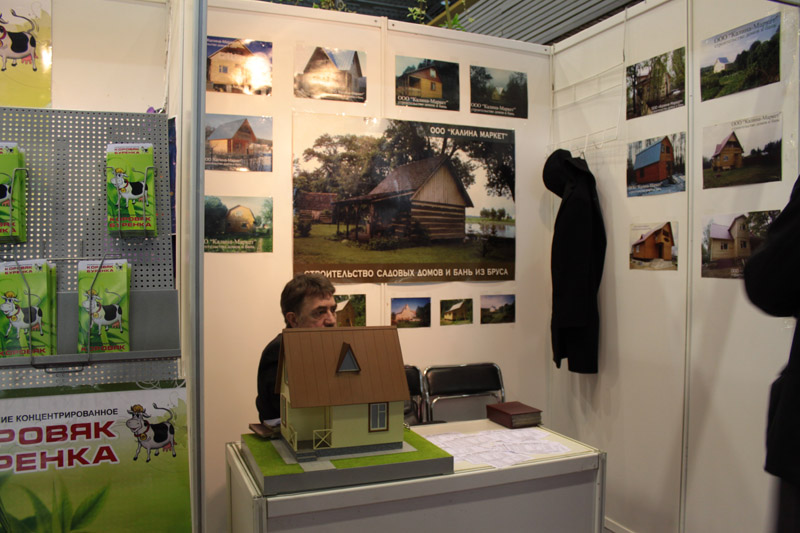 Фотографии с выставки 2012 года